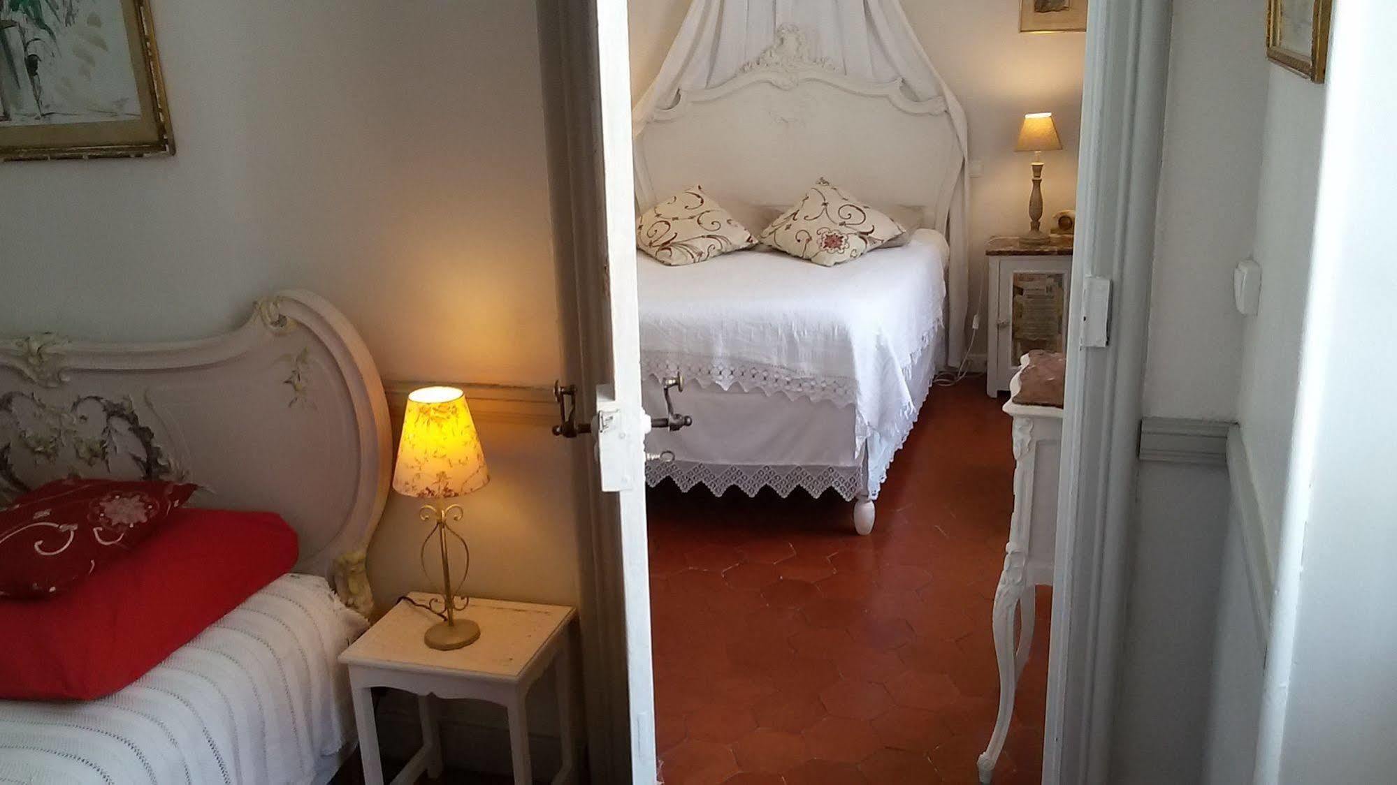 Bed and Breakfast L'Ile Aux Mimosas Tautavel Екстер'єр фото